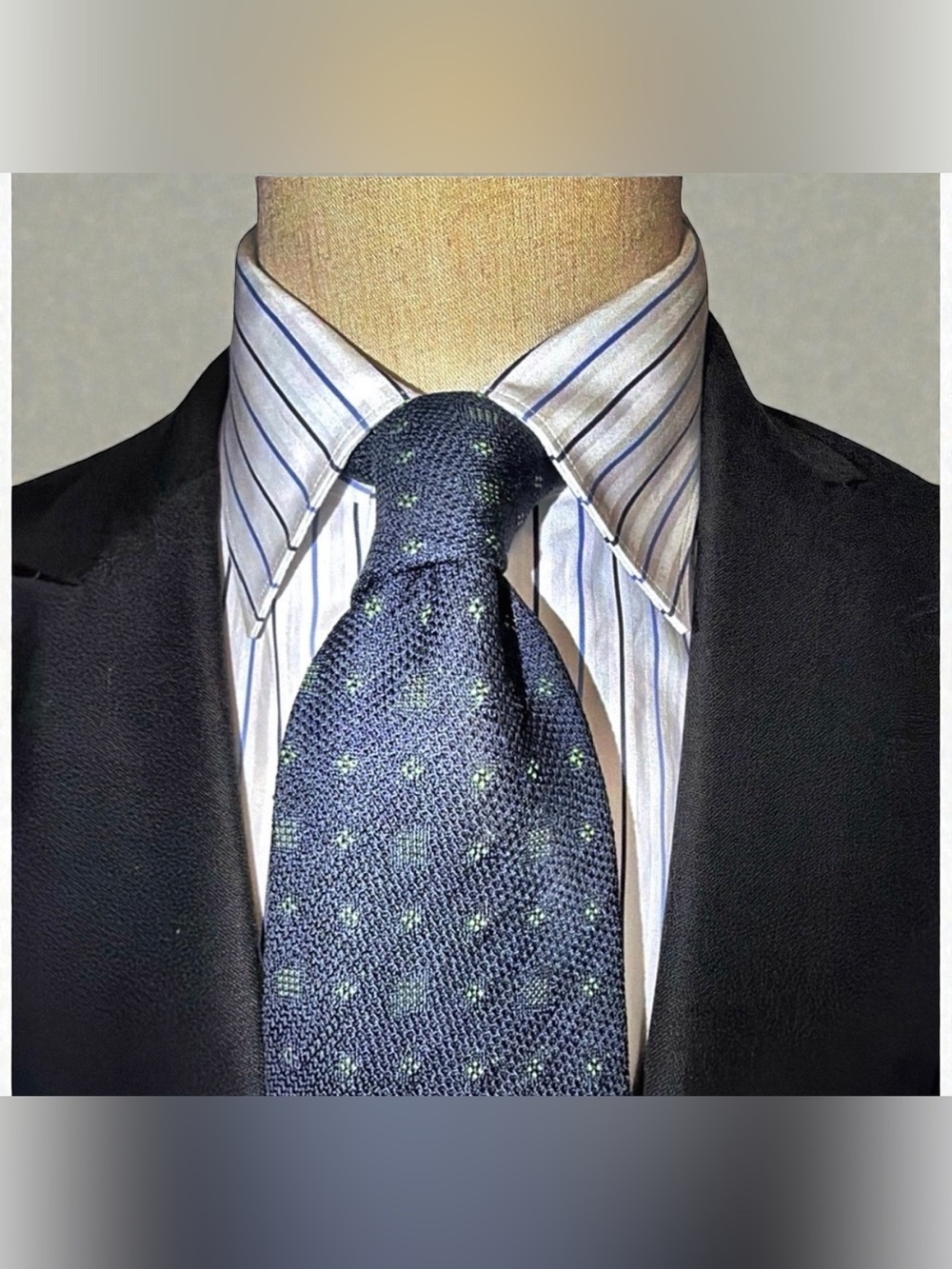 Luxury Power Tie Trio | BIJAN / PRONTO-UOMO / VINEYARD VINES | 100% Silk - Picture 7 of 12